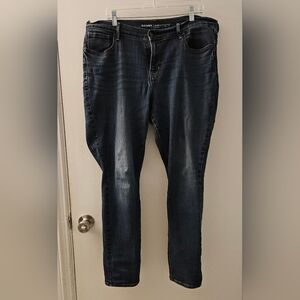 Old Navy Women's Deep Indigo Curvy Profile Jeans